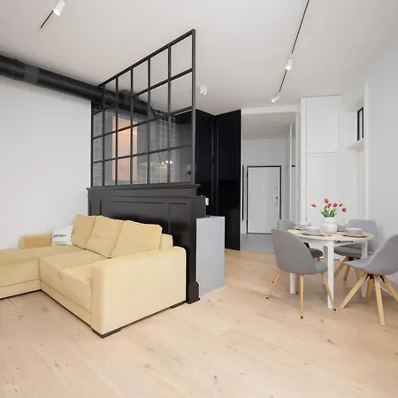 Modern & Bright Konesera Near To Pge National Stadium By Renters Warsaw